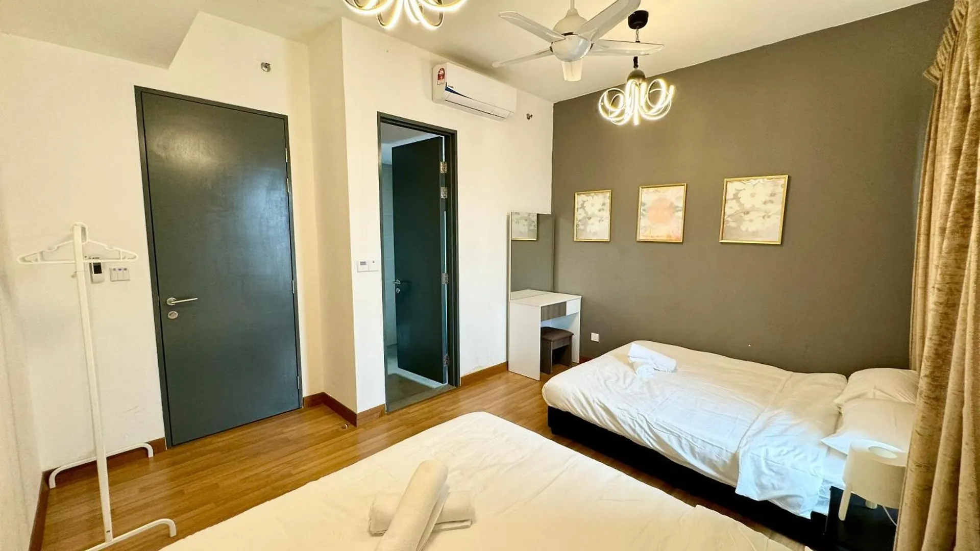 Tropicana 218 Macalister By Cc George Town Daire
